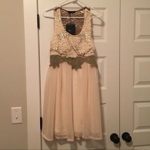 Cocktail Dress with lace detail